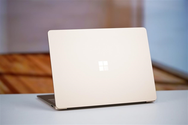 性能暴增86%！微软全新Surface Laptop图赏