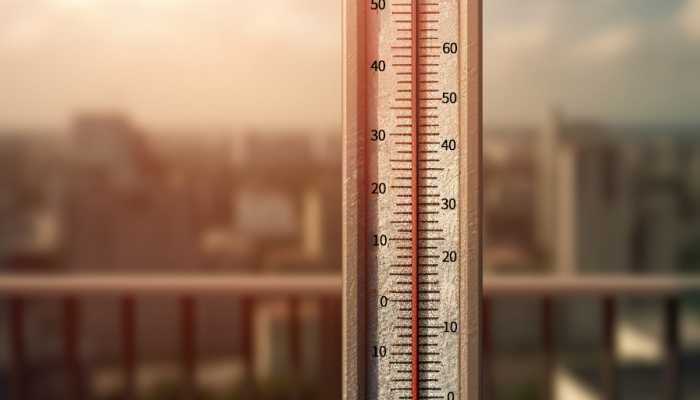 厦门发布今年首个高温预警信号 未来三天热浪持续